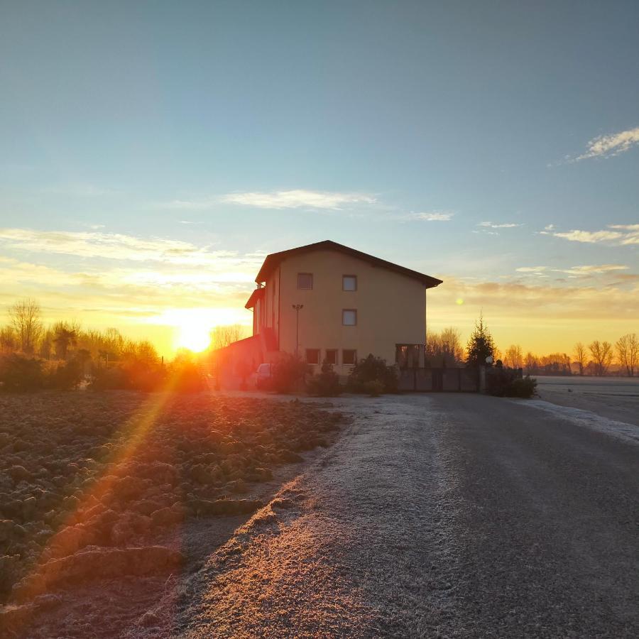 Al Cavaliere Villa Pordenone Exteriör bild