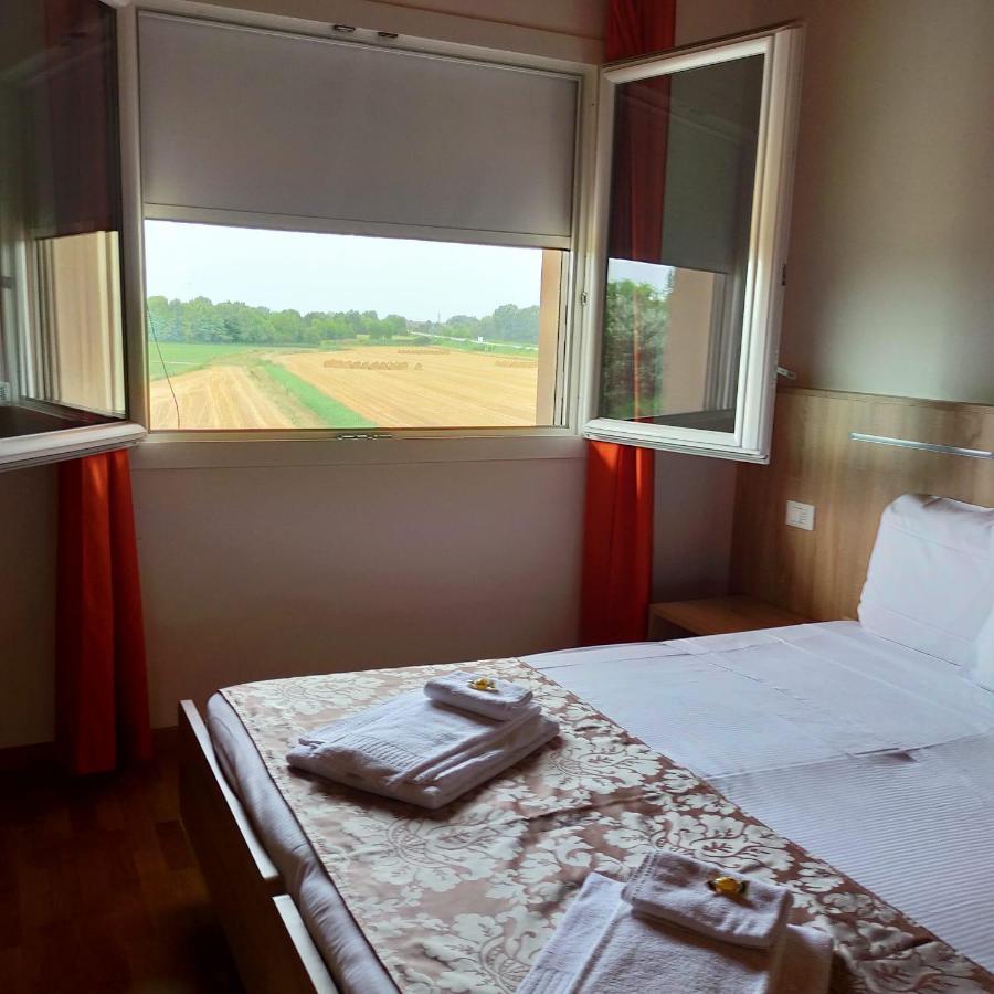 Al Cavaliere Villa Pordenone Exteriör bild