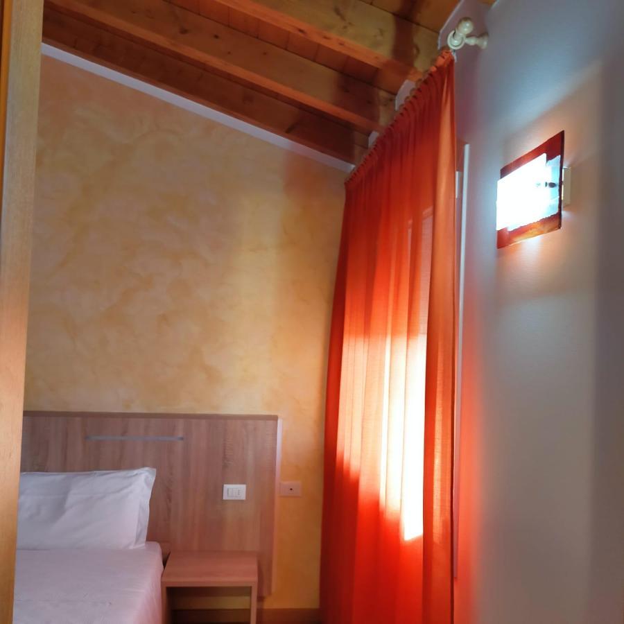 Al Cavaliere Villa Pordenone Exteriör bild