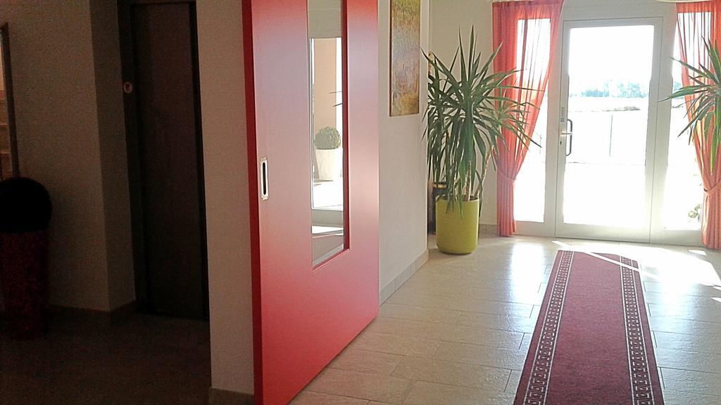 Al Cavaliere Villa Pordenone Exteriör bild